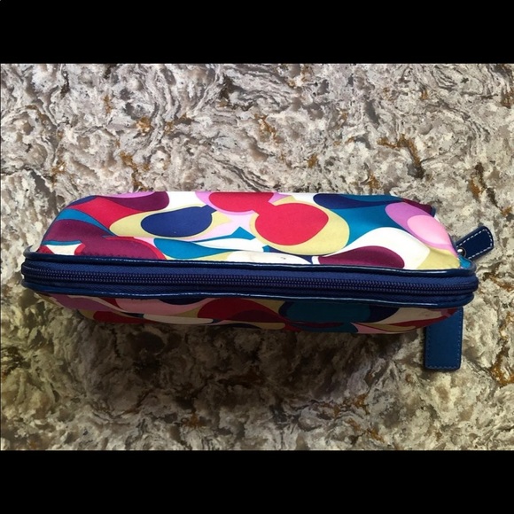 COACH cosmetic bag - Picture 3 of 10